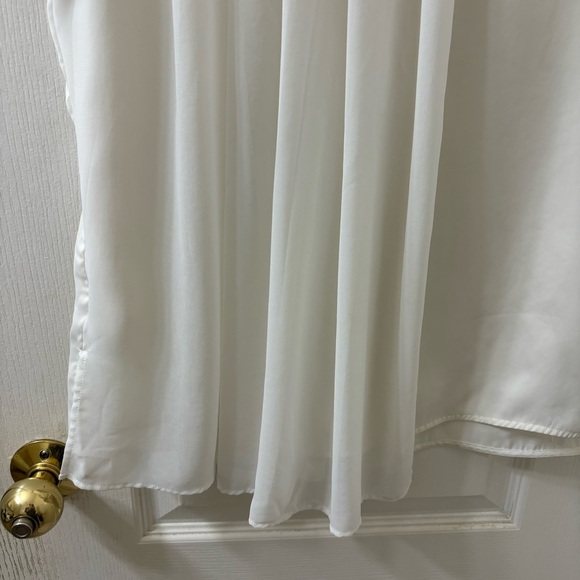 H&M Sheer Size 4 Cream Blouse - Picture 13 of 16